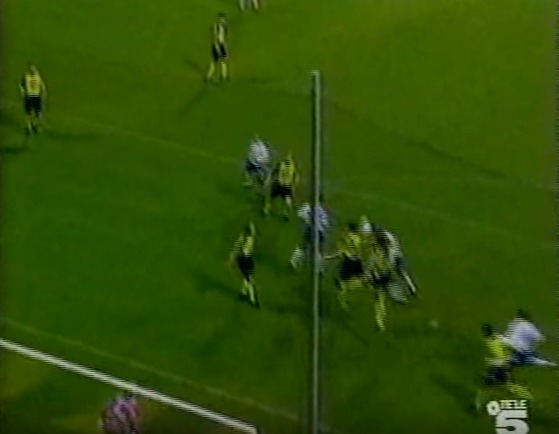 Gol de Darío Franco al Borussia
