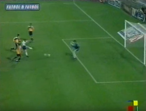Gol de Jamelli al Deportivo de la Coruña