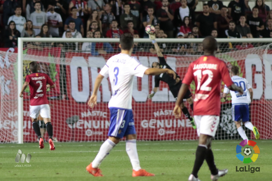 El guiñote y el fútbol | La Lupa