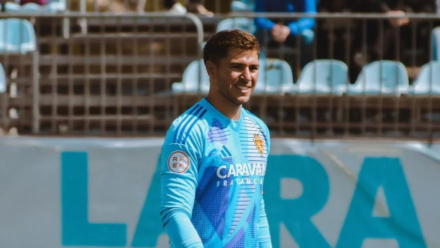 El portero Carlos Calavia deja el Real Zaragoza tras diez años y se marcha al Castellón B